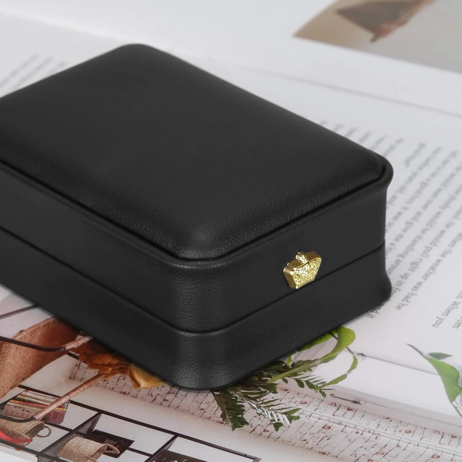 2 Pieces Necklace Pendant Gift Box, Premium PU Leather Jewellry Storage Display Case for Wedding Engagement Birthday Anniversary Ceremony for Women Girl (Black)