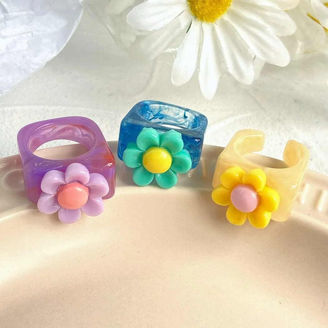 8Pcs Colorful Resin Rings Chunky Geometric Acrylic Rings Trendy Knuckle Rings Sets Mix-Match Summer Finger Rings Jewelry for Women