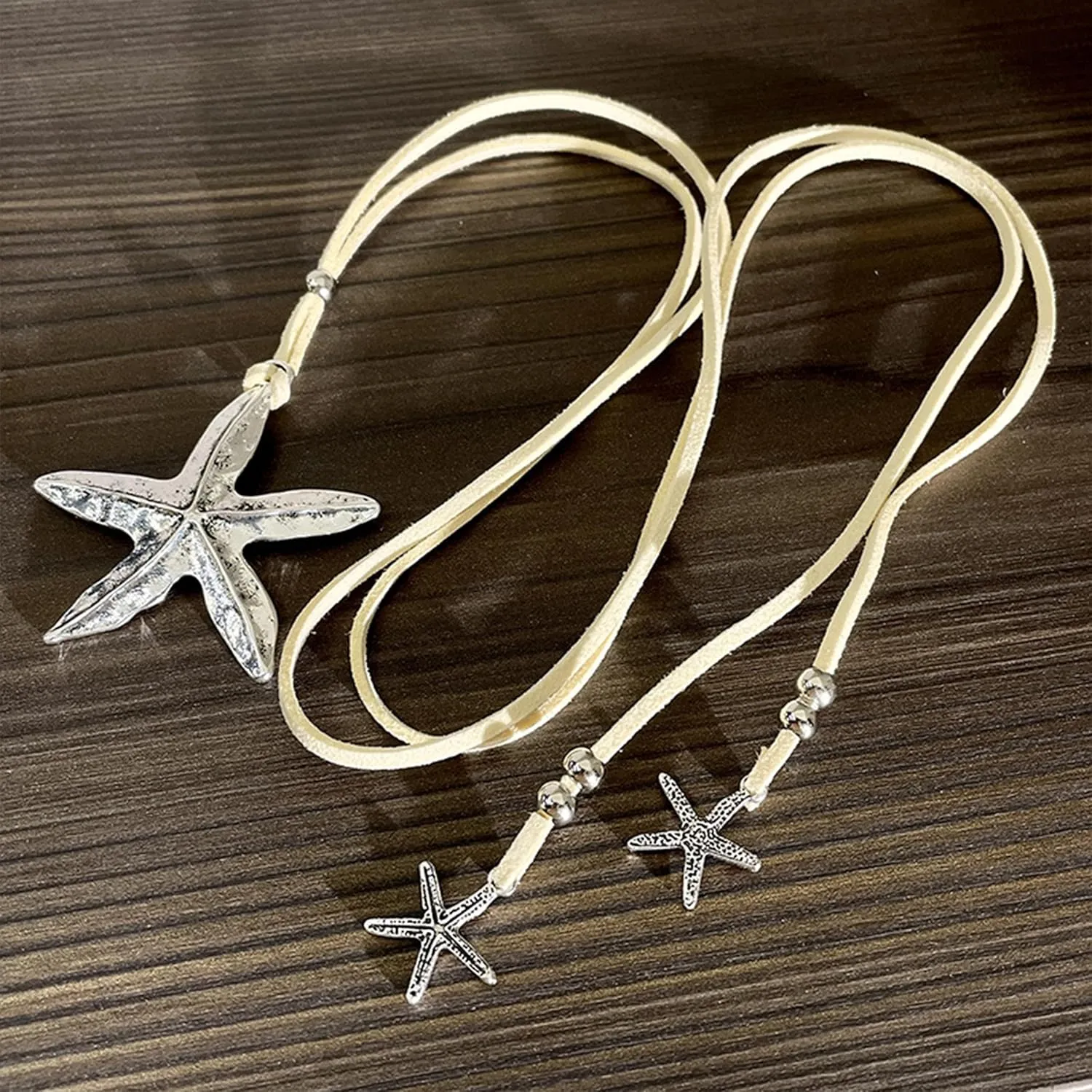 Aonklot Starfish Necklace Gold Seashell Charm Necklaces for Women Trendy Ocean Shell Accessories Beach Necklaces Summer Outfits for Women 2025 Vacation