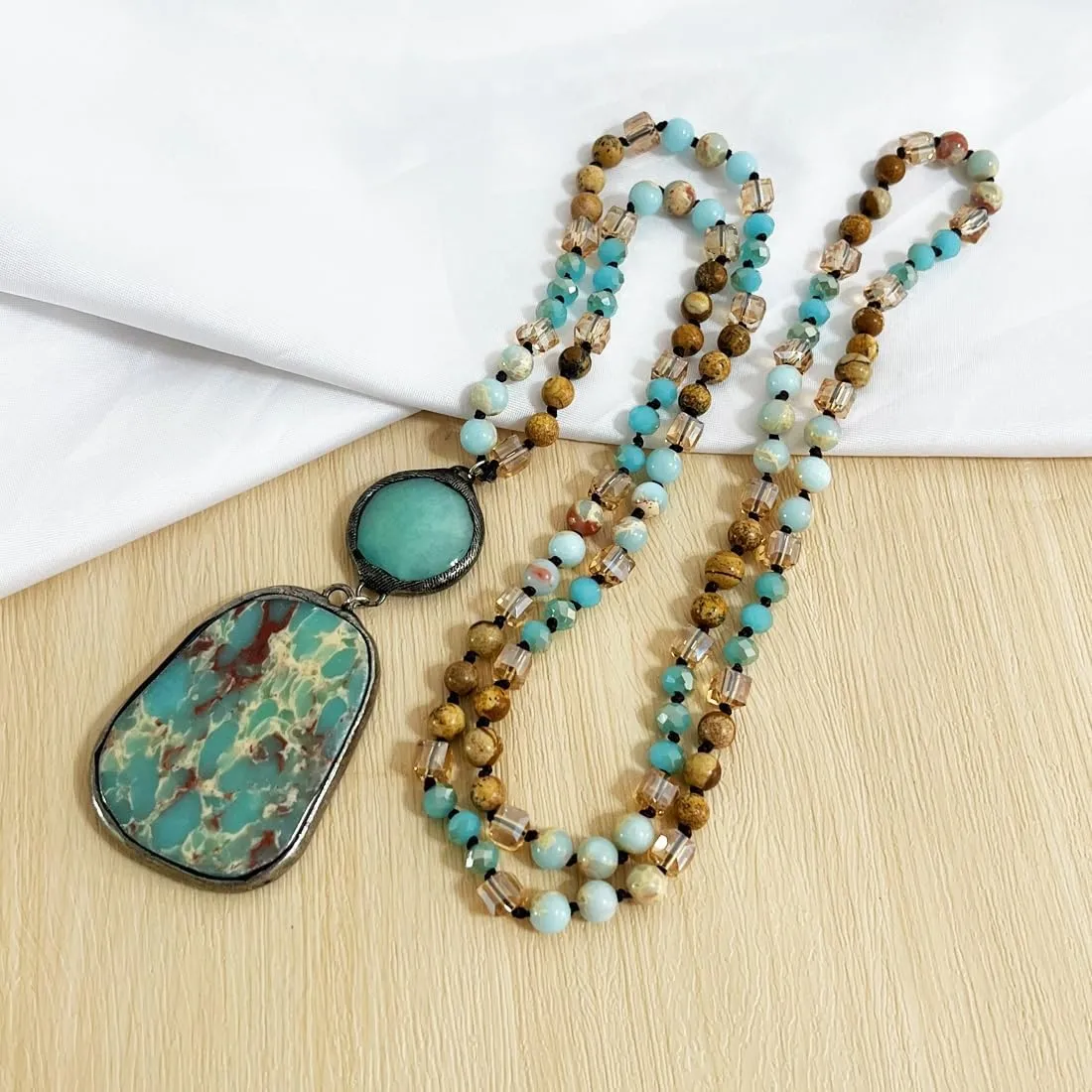 Boho Long Natural Stone Beads Pendant Necklace Crystal Hand Knotted Jewelry for Women