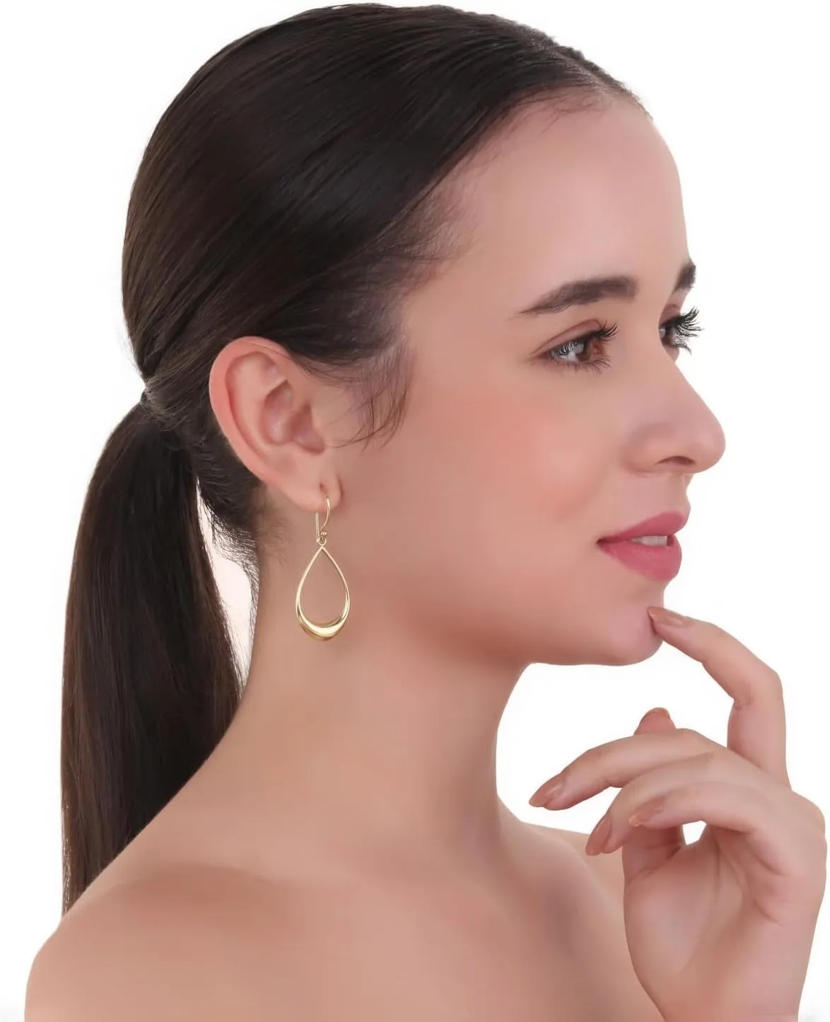 Chic Handmade Golden Dangle Earrings - Contemporary, Elegant, and Sleek Design for Effortless Style