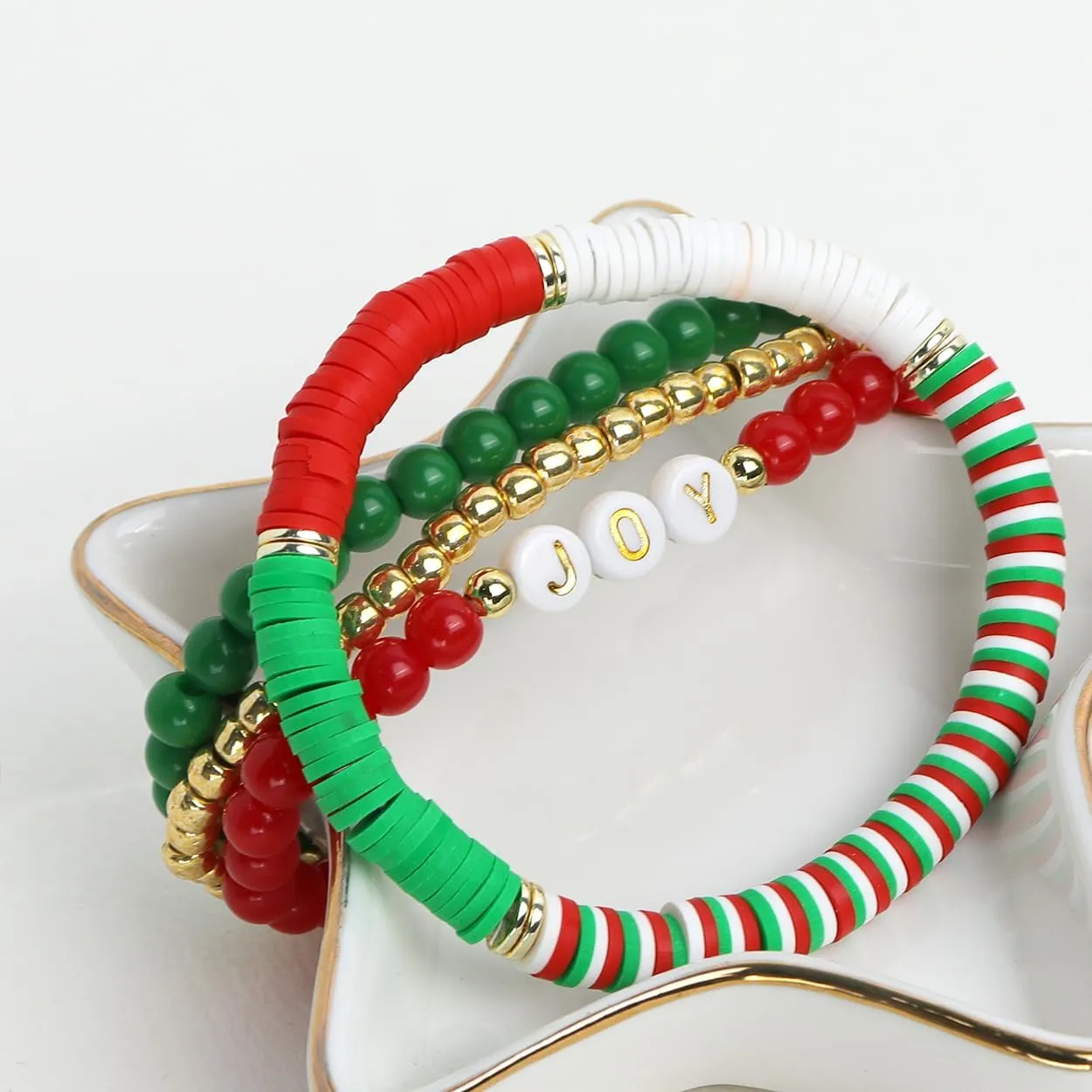 Christmas Beaded Bracelets Set for Women, Handmade Clay Beads Letter Stretch Bracelets Bulk, Adjustable White Red Green Friendship Stackable Holiday Jewelry Gift