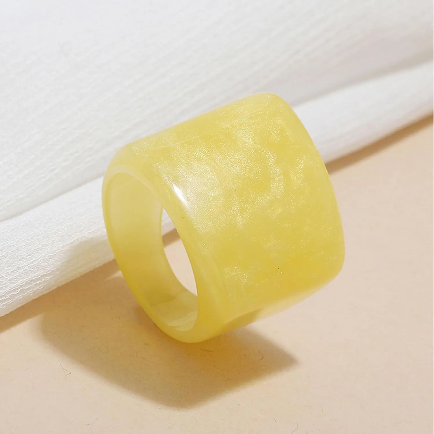 GIGB PBDK Multicolor Resin Chunky Rings,Exaggerated Knuckle Finger Rings Transparent Acrylic Rings Charm Geometric Jewelry Gifts for Women