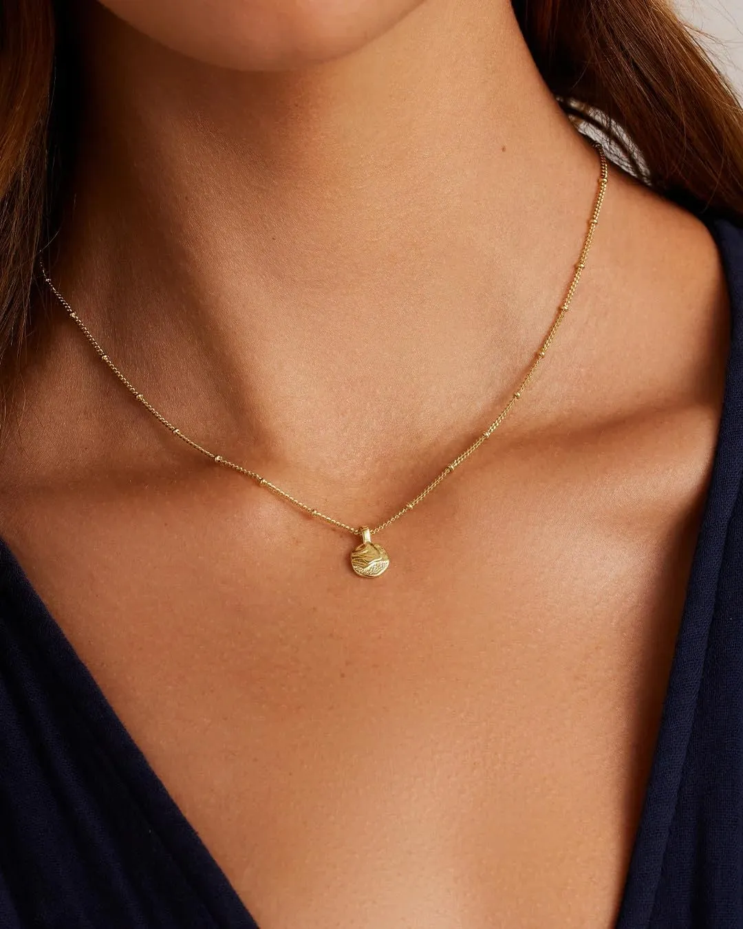 gorjana - Shorebreak Necklace 16 inch - 18k Gold Plated Brass - Ocean-Inspired Design- Versatile Layering Piece - Perfect for Daily style