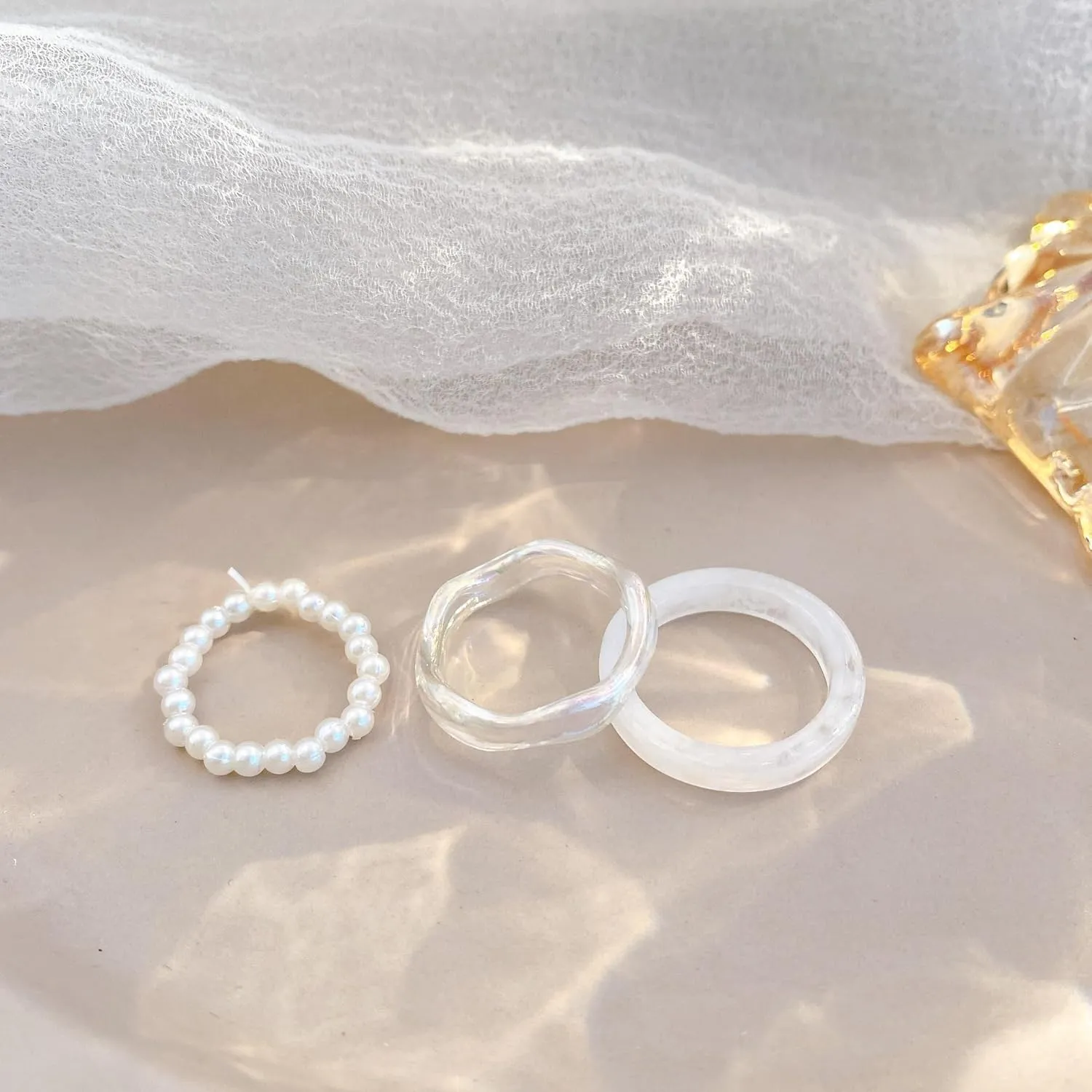 Knuckle Pearl Rings Set for Women iridescent Resin Wave Rings Pearl Beaded Rings Stackable Plastic Rings Frosted Glass Beads Ring Cute Acrylic Rings Jewelry 3 Pcs