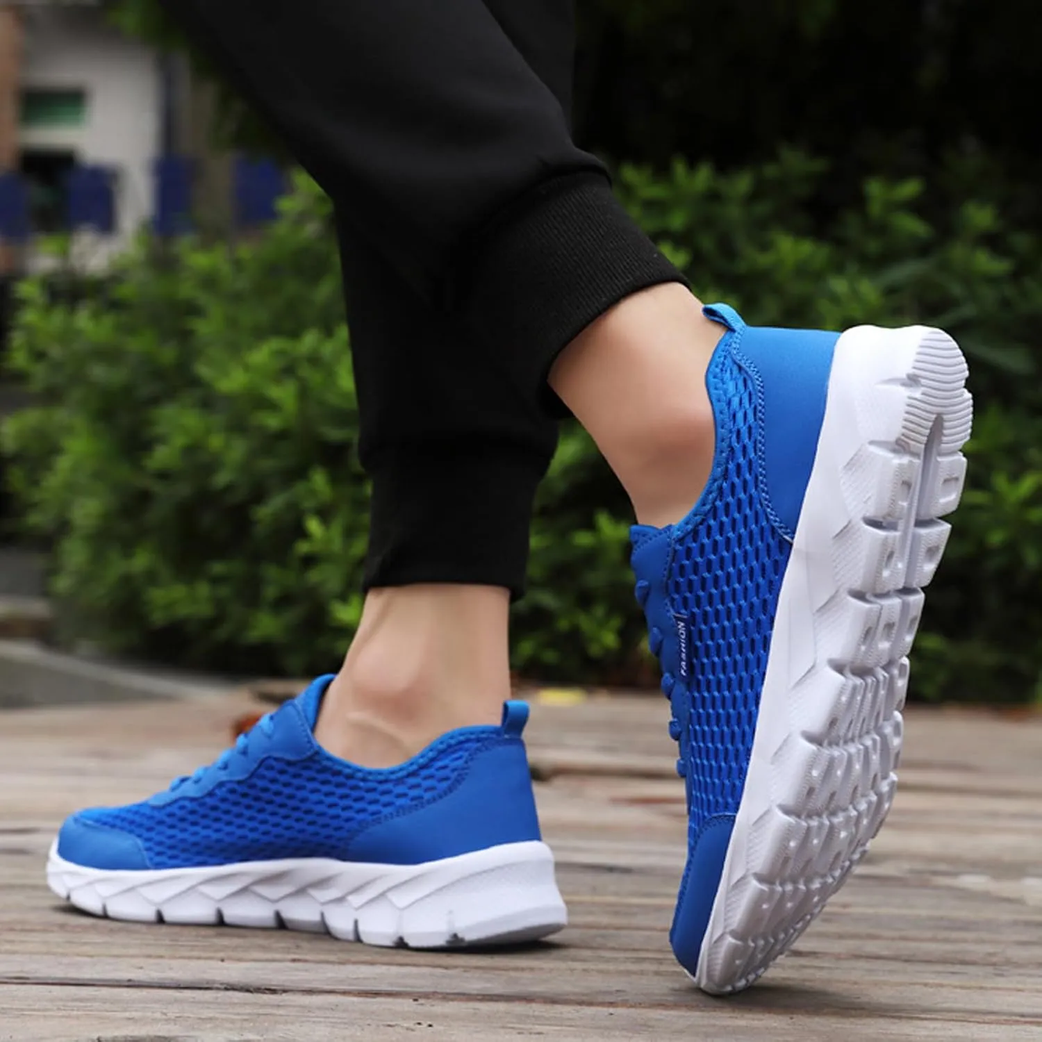 Men Lightweight Breathable Mesh Shoes Running Mesh Shoes Lace Up Casual Sneakers Mens Sneaker Slippers