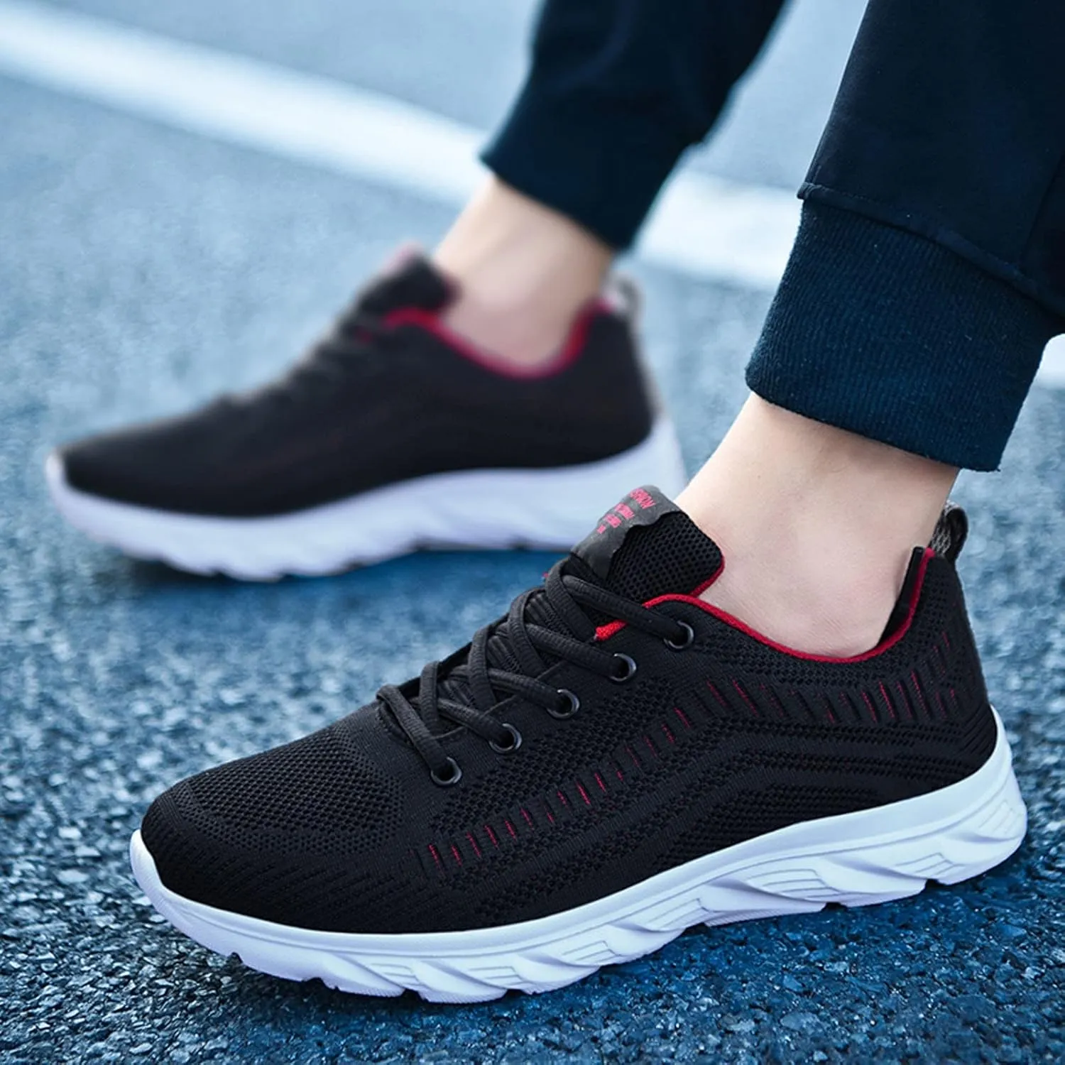 Men's Breathable Mesh Running Shoes Breathable Mesh Comfortable Tennis Shoe Men's Classic Casual Walking Shoes
