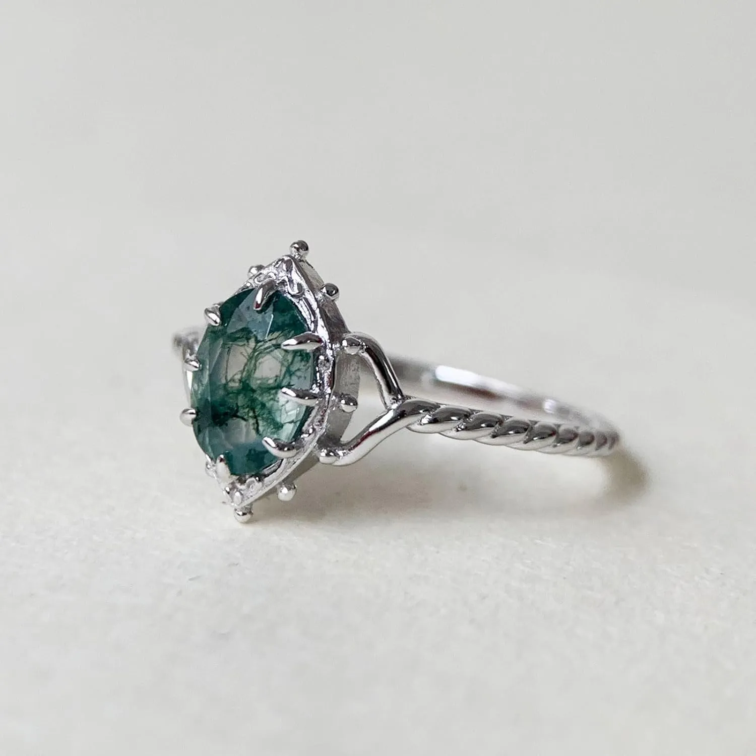 Moss Agate Engagement Promise Ring Unique Natural Green Oval Stone Vintage Solitaire Wedding Jewelry Gift for women
