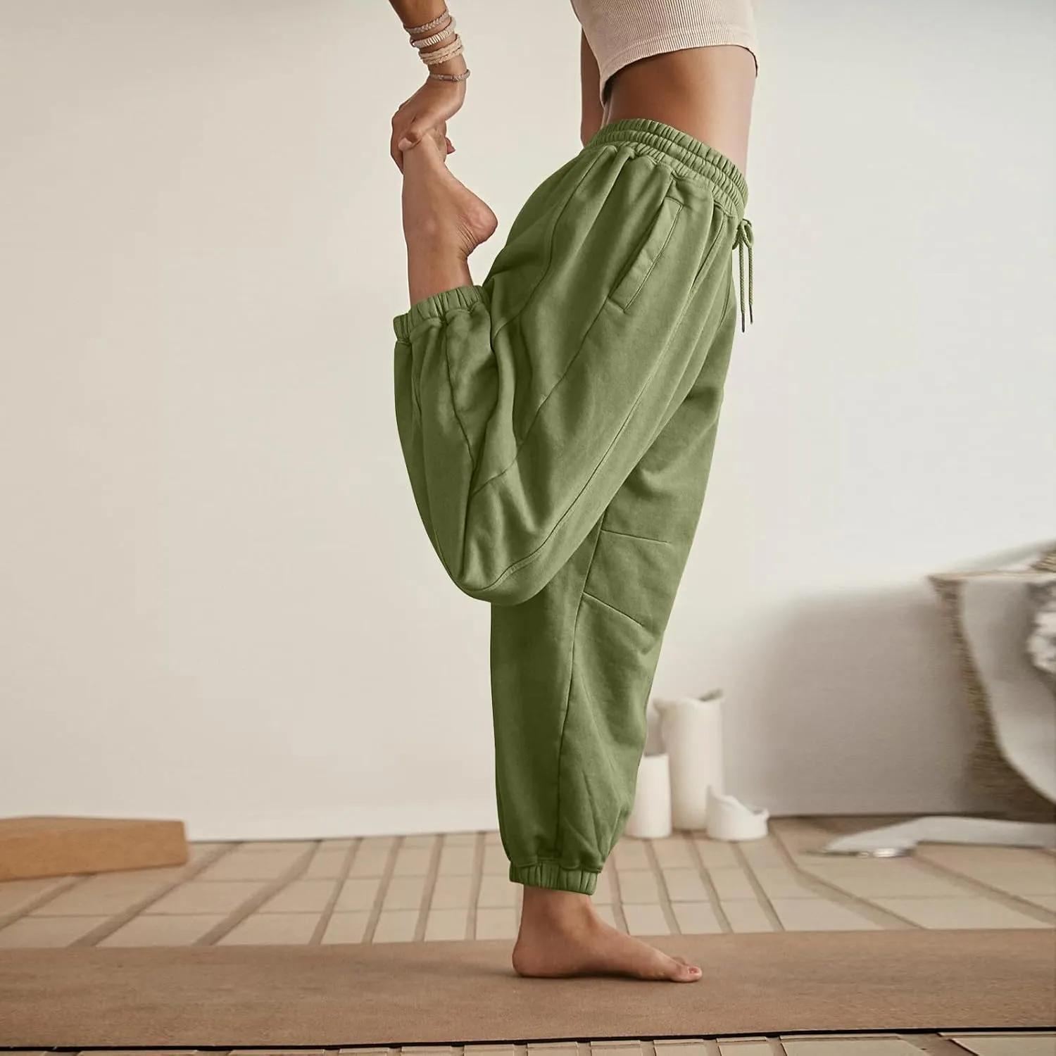 Plus Size Sweatpants for Women Fall Drawstring Jogger Pants Elastic Waist Pants Loose Trousers Comfy with Pocket