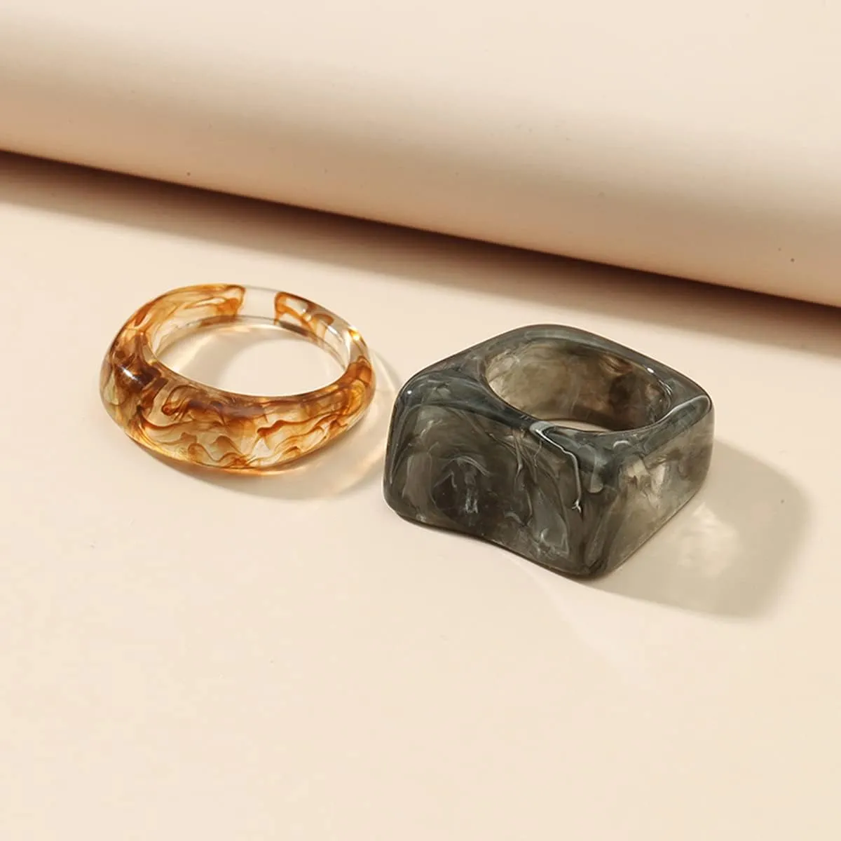 Resin Chunky Rings Acrylic Resin Rings Wide Thick Dome Knuckle Finger Stackable Joint Ring Retro Acrylic Transparent Vintage Plastic Resin Ring Sets