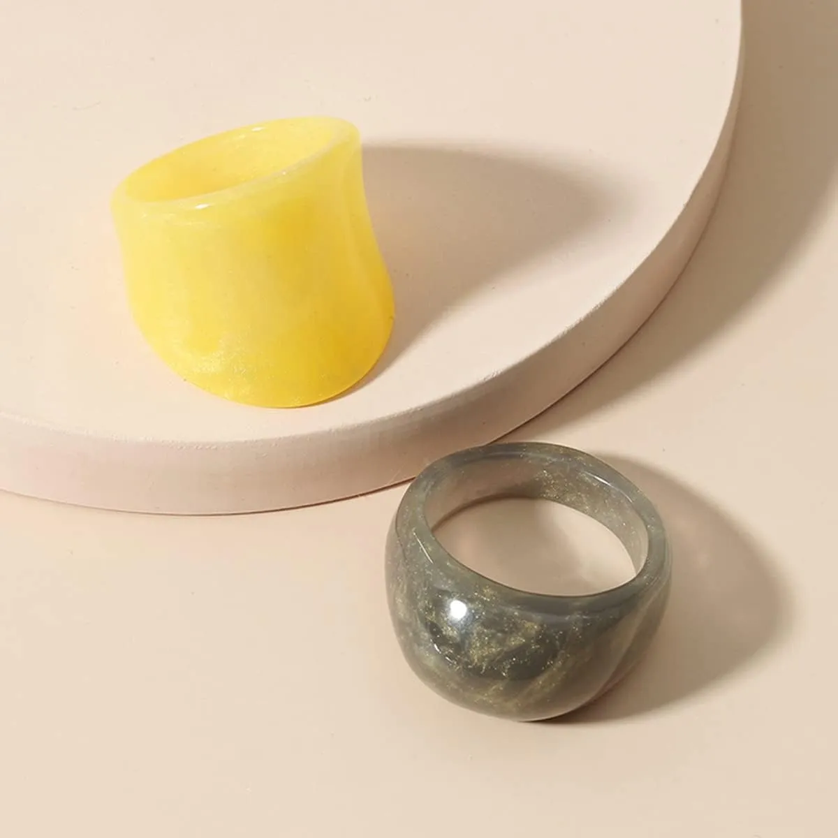 Resin Chunky Rings Acrylic Resin Rings Wide Thick Dome Knuckle Finger Stackable Joint Ring Retro Acrylic Transparent Vintage Plastic Resin Ring Sets