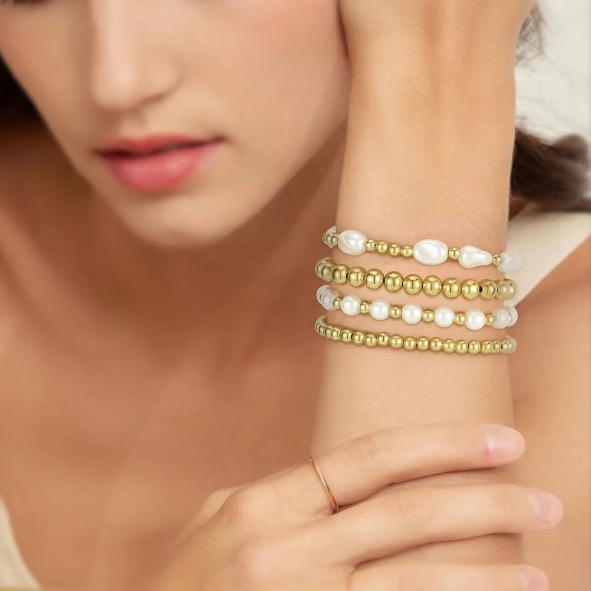 Ring Bracelet Hand Chain, Gold Plated Butterfly Ring and Chain Bracelet, Shiny Cuff Bangle Link Bracelet Dainty Hand Harness Chain Statement Jewelry Gift for Women Her