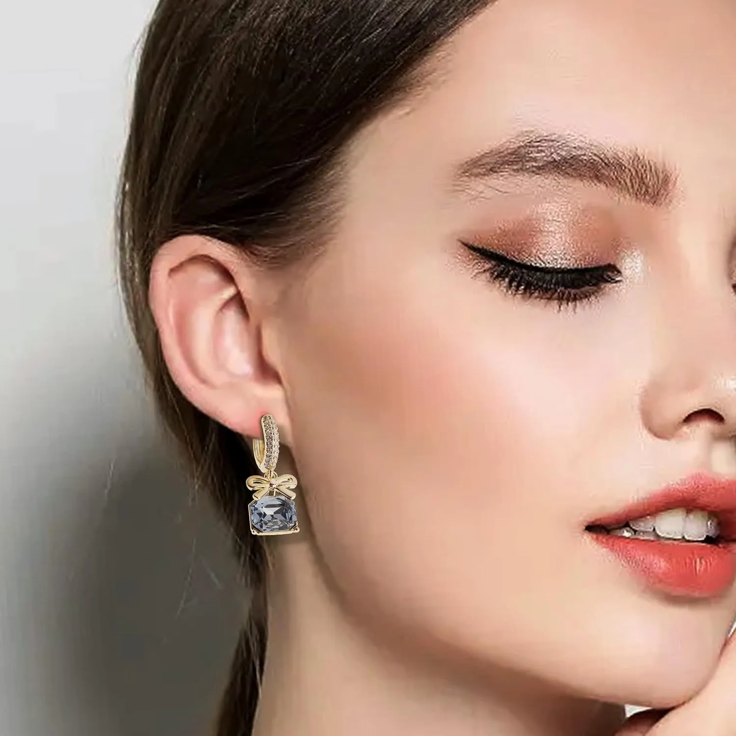 Sonateomber Small Hoop Dangle Earrings for Women, Trendy Dainty Rhinestone CZ Dangling Prom Wedding Leaf Flower Snowflake Butterfly Starfish Fashion Jewelry Gift
