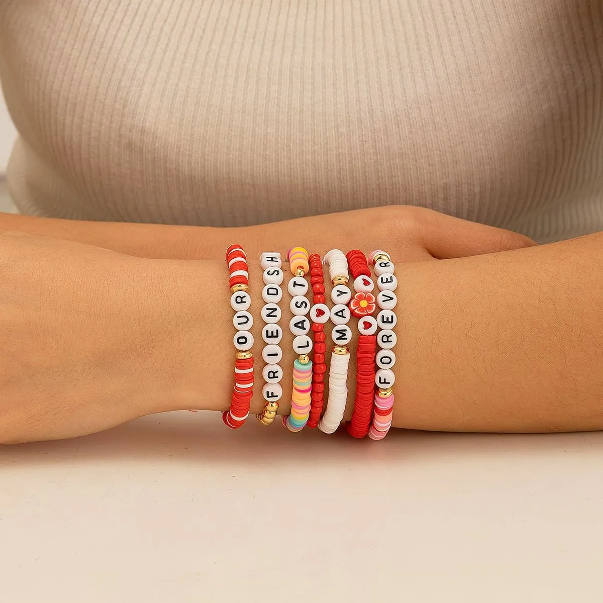 Strawberry Polymer Clay Stacktable Bracelets Colorful Strawberry Heishi Clay Bead Bracelet Set Boho Fruit Elastic Summer Beach Letter Bracelets Layered Jewelry for Women Girls