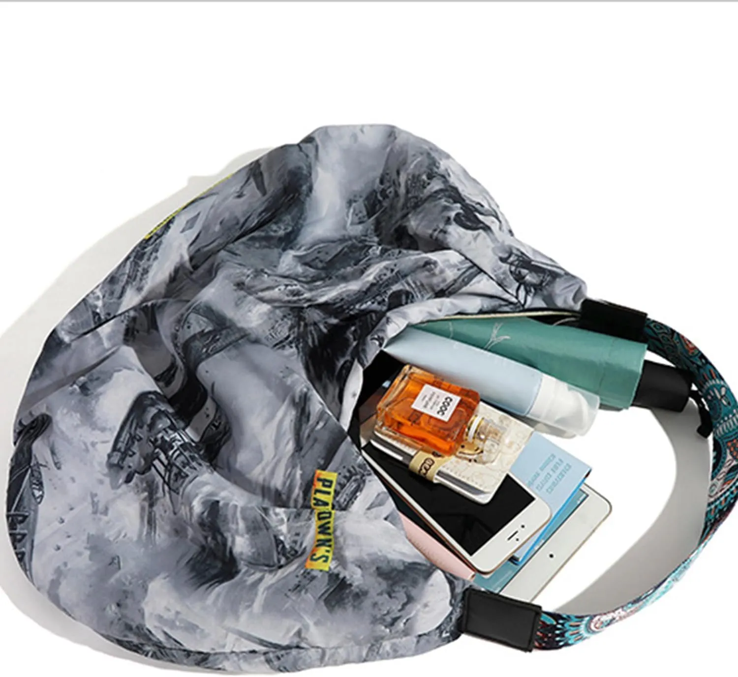 Tote Bag for Women, Nylon Tote Bag With Zipper, Large Capacity Foldable Shoulder Bag for Trval Work Gym Shopping