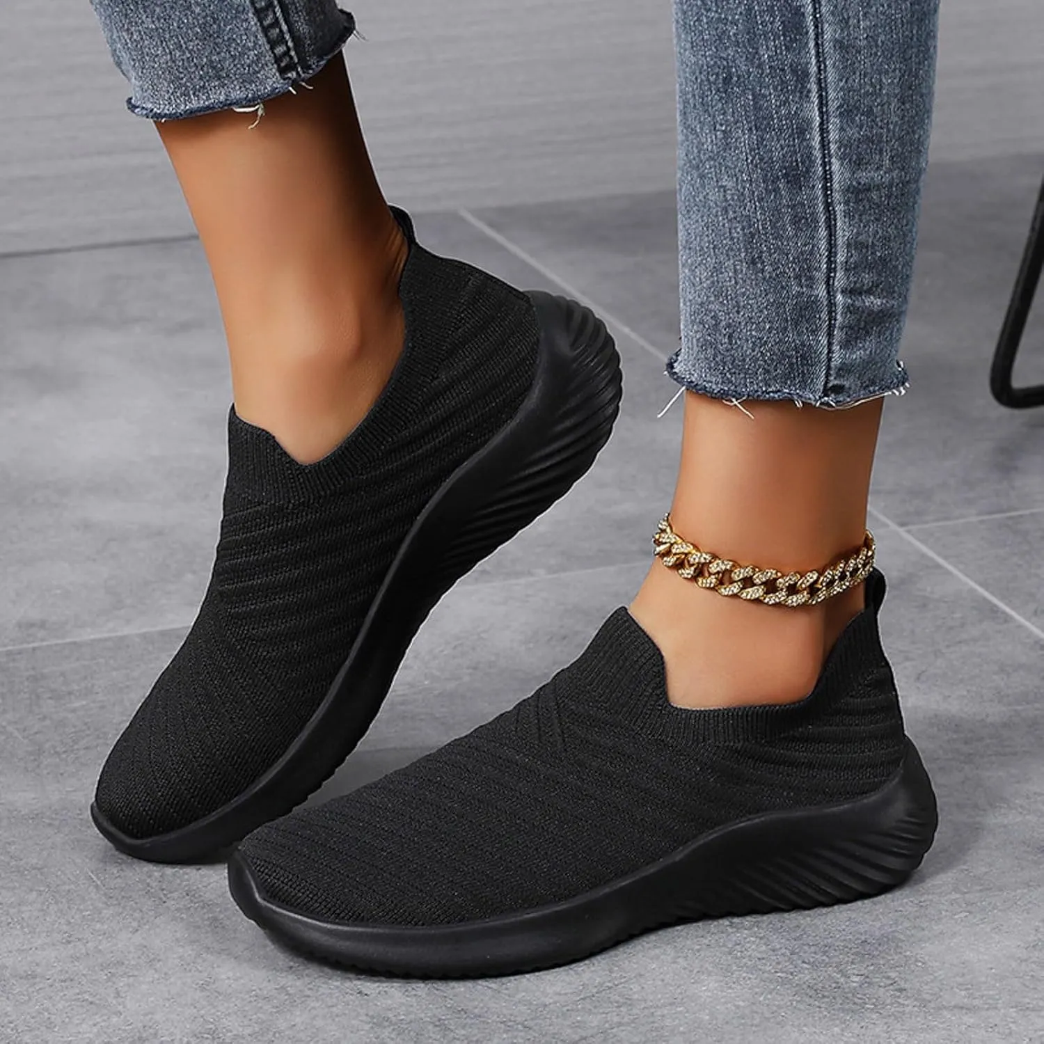 Walking Shoes Women Slip On Knit Mesh Running Athletic Shoes Lightweight Comfort Mesh Breathable Travel Sneakers